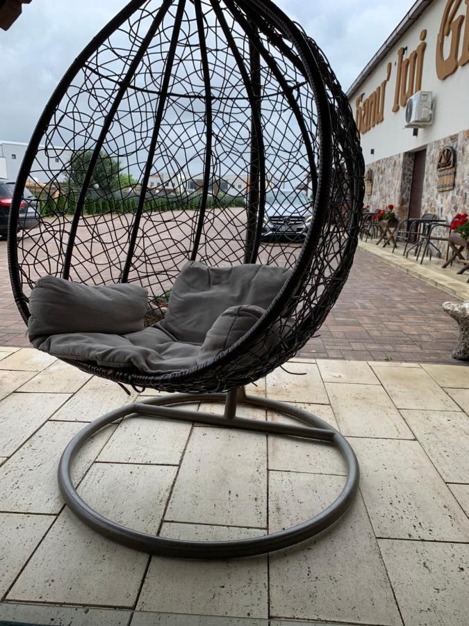Hanu Lui Gica Spa Сату Маре Екстериор снимка
